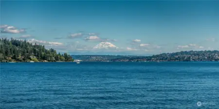 And close to Lake Washington, too!