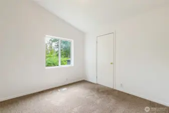 2nd bedroom.