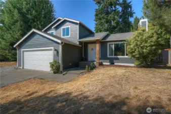 You will enjoy the perfect blend of comfort & style in this well-maintained home perfectly sited on a half acre lot - Welcome home!