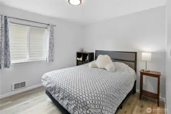 First floor bedroom with a full bath just across the hall.