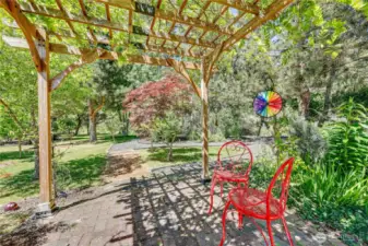 What a lovely setting in the side yard.