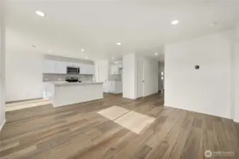 DISCLAIMER:PHOTOS ARE INFORMATIONAL PURPOSES ONLY. Photos are from another Sutherland in community, options, upgrades, colors, and/or other features may vary