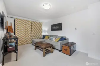 The second lower bedroom.