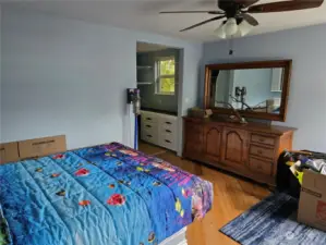 2nd Bedroom