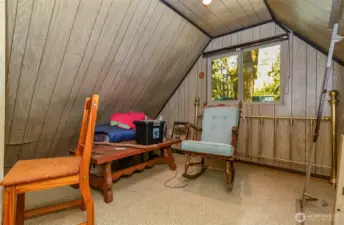 Extra area located in Loft
