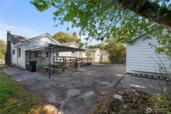 Covered picnic area out back.