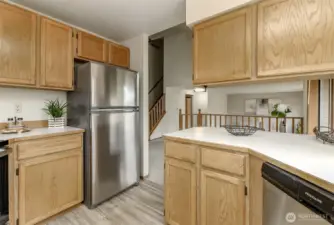 Kitchen w/lots of Counter Space