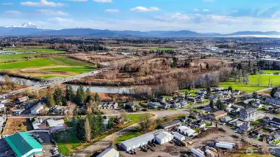 Another angle (S, SE) showing streets below of Portal at center by Cruisin Coffee & Builders FirstSource (green roof), Cedar to your left that dead ends, and Eaton Ave to your right heading into dtown Ferndale