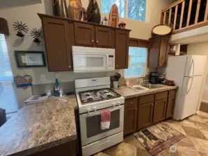 propane stove and mounted microwave