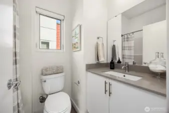 Second en suite bath.