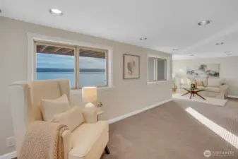 Lower Level primary suite.