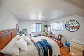 ADU primary bedroom
