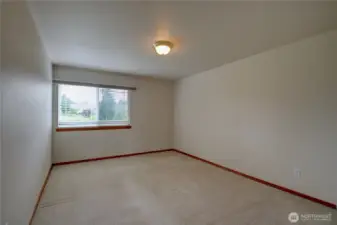 Guest bedroom 2