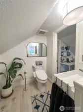 Primary 1/2 Bath Upstairs