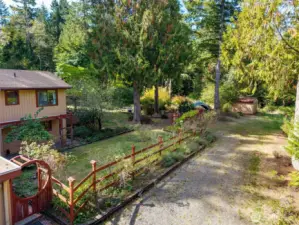 View of the side yard.
