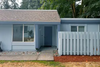 Healthy HOA with no special assessments- FHA approved and pet/renter friendly!