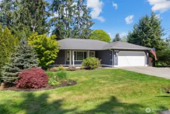 One level home! Beautiful Lot!!