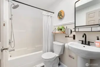 Full Guest Bathroom!