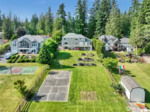 Look at the size of the backyard