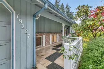 Covered front entrance