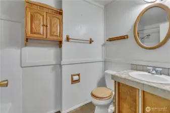 Upper level full bath