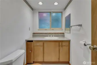 Lower Level 1/2 Bath