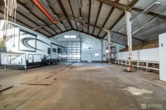 3,575 square foot commercial grade shop with a industrial grade hoist.
