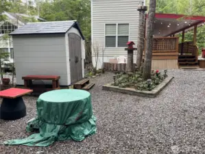A nice area around the fire pit.