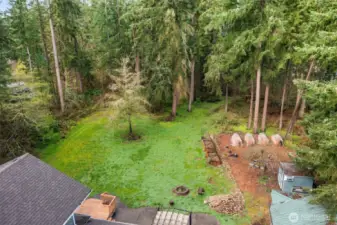 Once you arrive at home you feel like you are deep in the woods. Peaceful sounds of birds. Raised beds for all of your fresh veggies to grow.