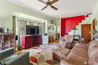 Railing will be added prior to closing - seller needs to move his huge mattress down first.