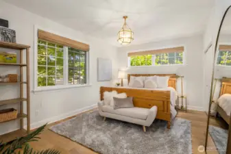 Main level guest suite