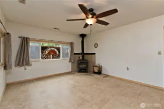 Family room or optional living room for 1 bed ADU.