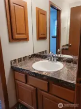 Just 1 of the 2 sink areas in the guest bathroom upstairs, great for getting ready for school or the day at the same time!