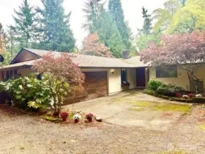 Charming rambler home with established plants, bushes & trees
