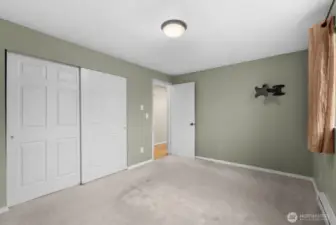 2nd Bedroom