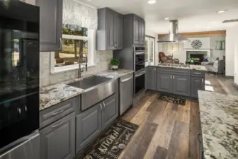 New cabinets with abundant storage