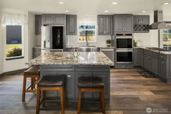 Huge center island – perfect for gathering & entertaining