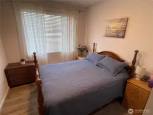 Mainfloor Bedroom w. 3/4 bath adjacent.