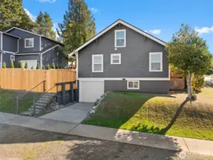 Attached 1 car garage