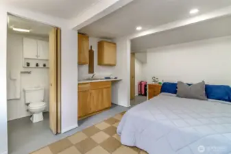 Guest quarters with 3/4 bathroom and kitchenette