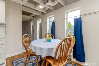 Eat in kitchen