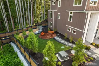 Tranquil Common Area with Forested View
