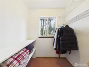 Walk in Closet - Guest House