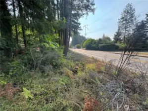 East view of Northcliff Rd