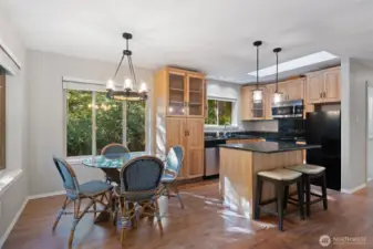 Kichen is so efficient!  Lots of storage!