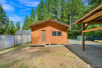 Storage shed