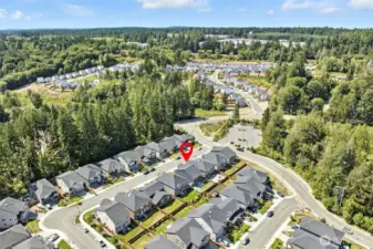 This residences offers an ideal location to take advantage of Gig Harbor living.