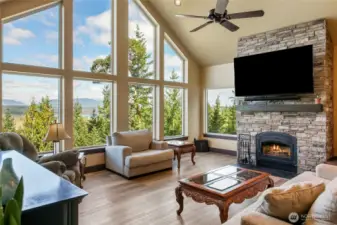 Sonos sound system in the great room & deck.
