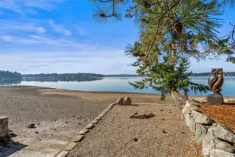 More amazing views. Large Brown wood owl goes with Sellers (Does not stay with property).