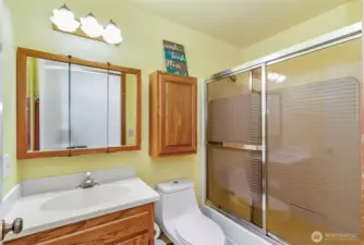 Upper Level Full Bath Serves the 3 Secondary Bedrooms~